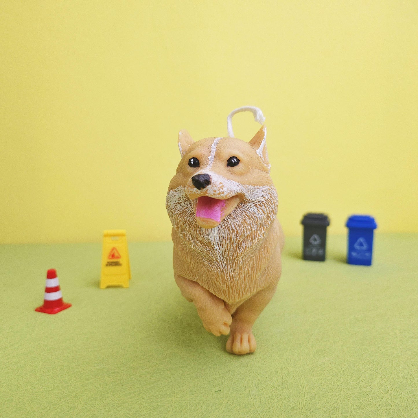 Walking Corgi Candle | Candle Gifts|Corgi Candle|Scented Candle | Welsh Corgi | Dog Lover | Vivid Candle | Big Corgi | Standing Corgi Gifts