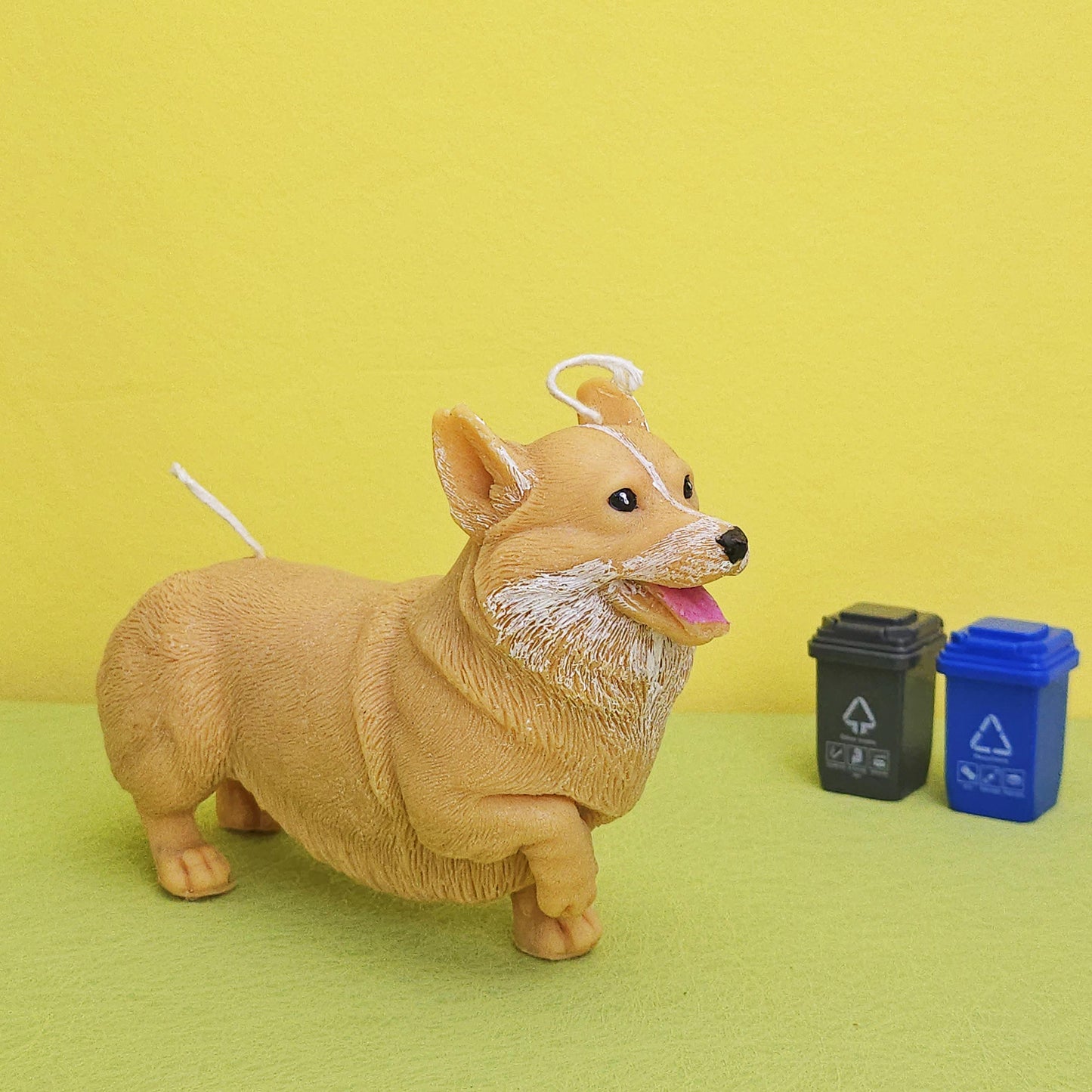 Walking Corgi Candle | Candle Gifts|Corgi Candle|Scented Candle | Welsh Corgi | Dog Lover | Vivid Candle | Big Corgi | Standing Corgi Gifts