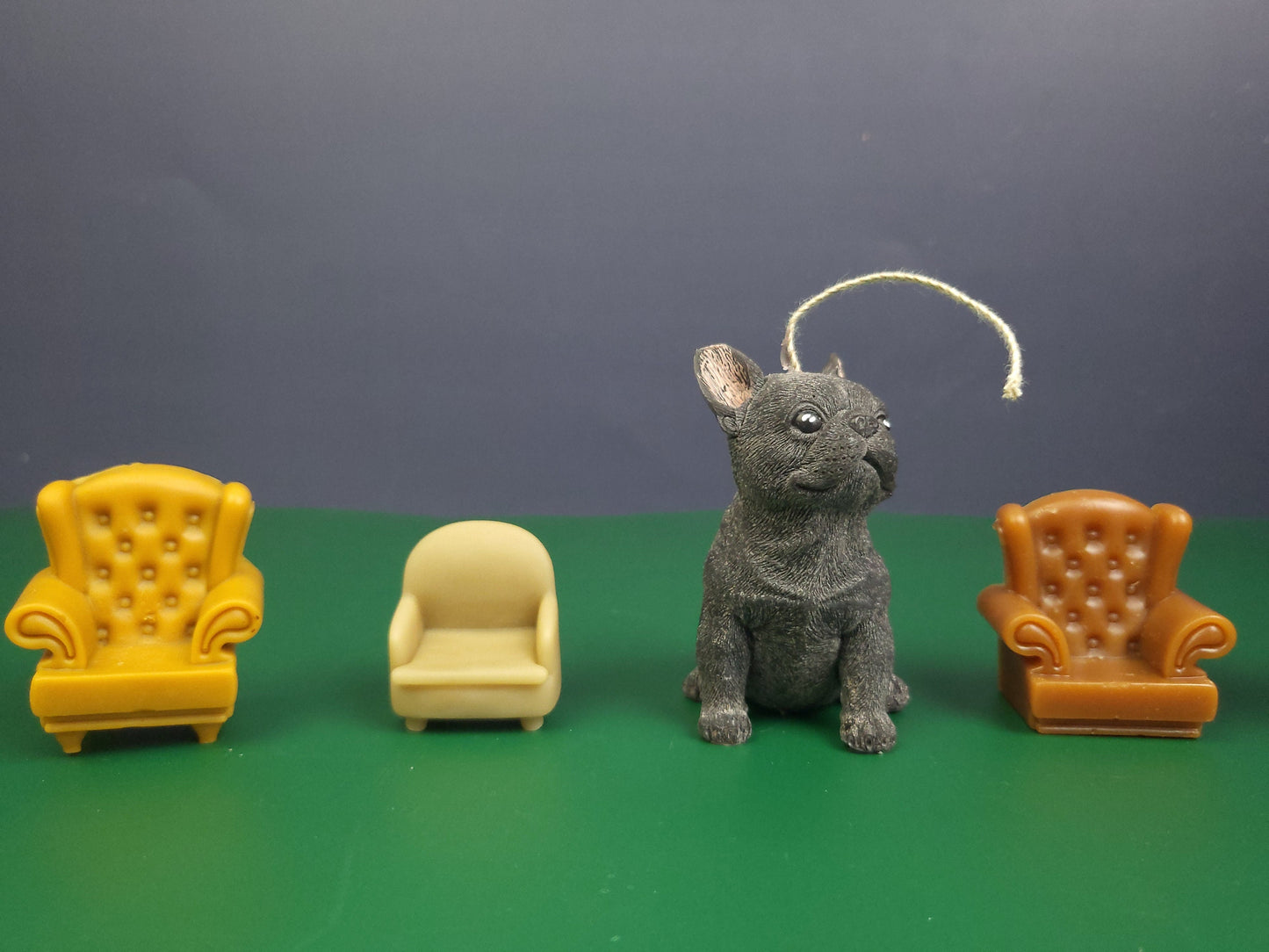 Handmade candle|candle gifts|Frenchie Candle|Scented candle | French Bulldog | dog lover | pillar candle | Frenchie