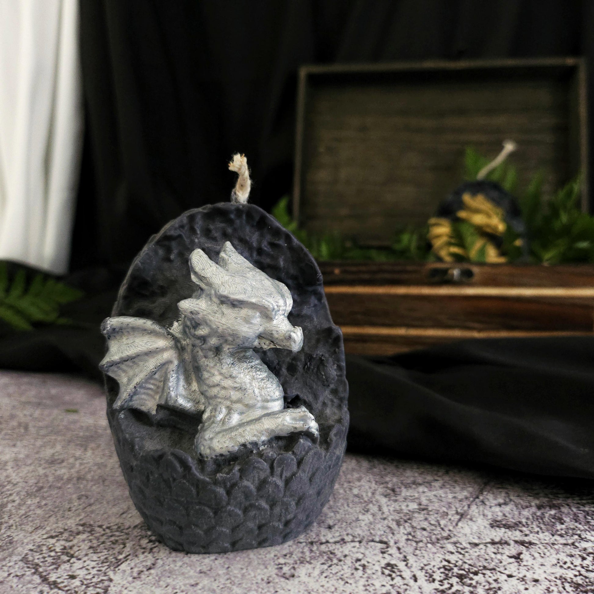 Dragon Egg Candle | Game of Throne Dragon Egg Replica Candle | Baby Dragon | Dragon Fans Gift | Hatching Candle | Handmade Soy Candle |