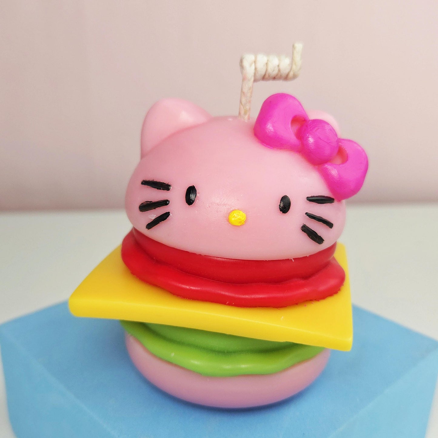 Hello Kitty Inspired Burger Candle| Handmade Candle | Gifts for Friends | Cute Candle | Sanrio Inspired Candle | Funny Candle| Y2K | Kawaii