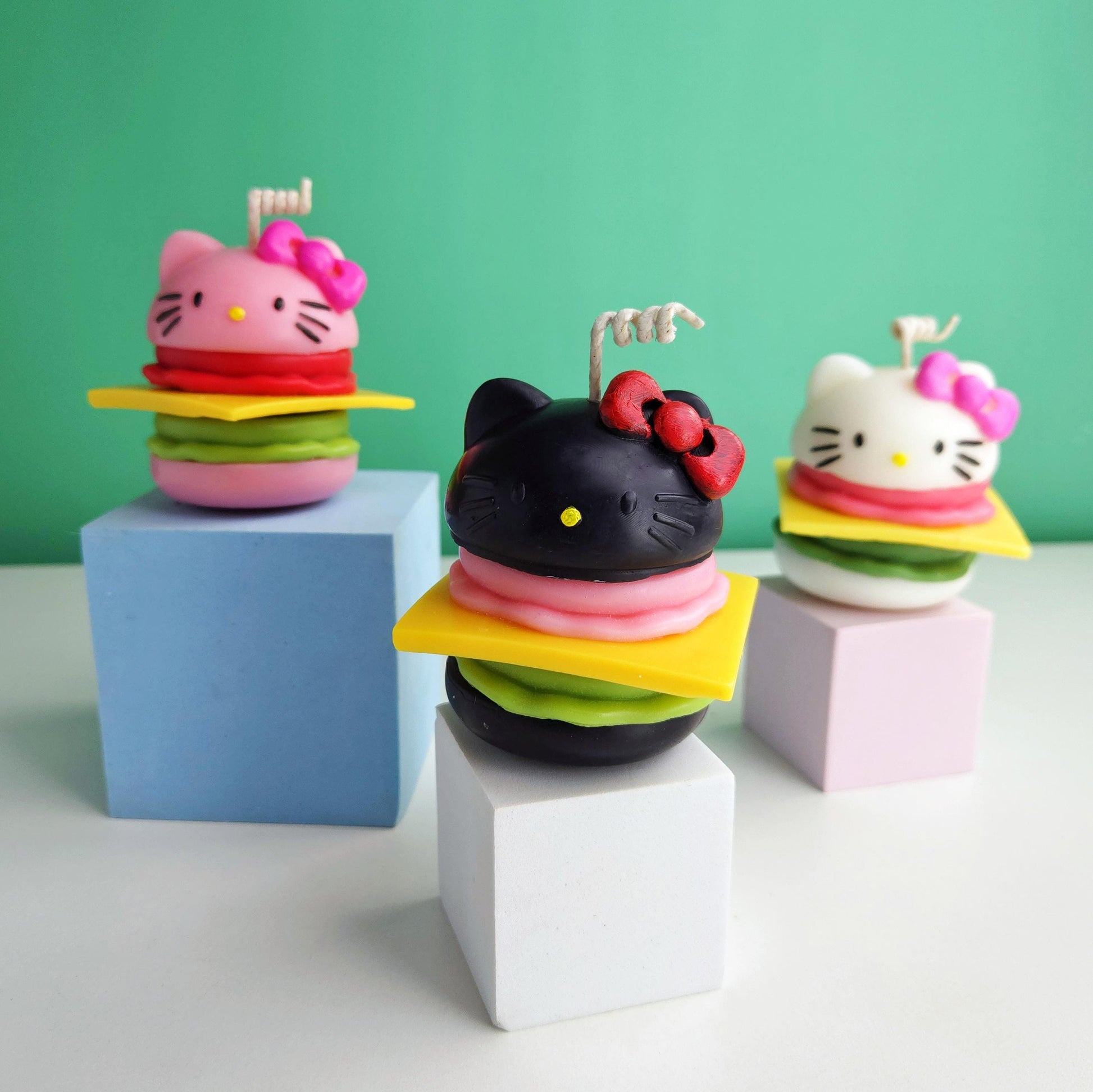 Hello Kitty Inspired Burger Candle| Handmade Candle | Gifts for Friends | Cute Candle | Sanrio Inspired Candle | Funny Candle| Y2K | Kawaii