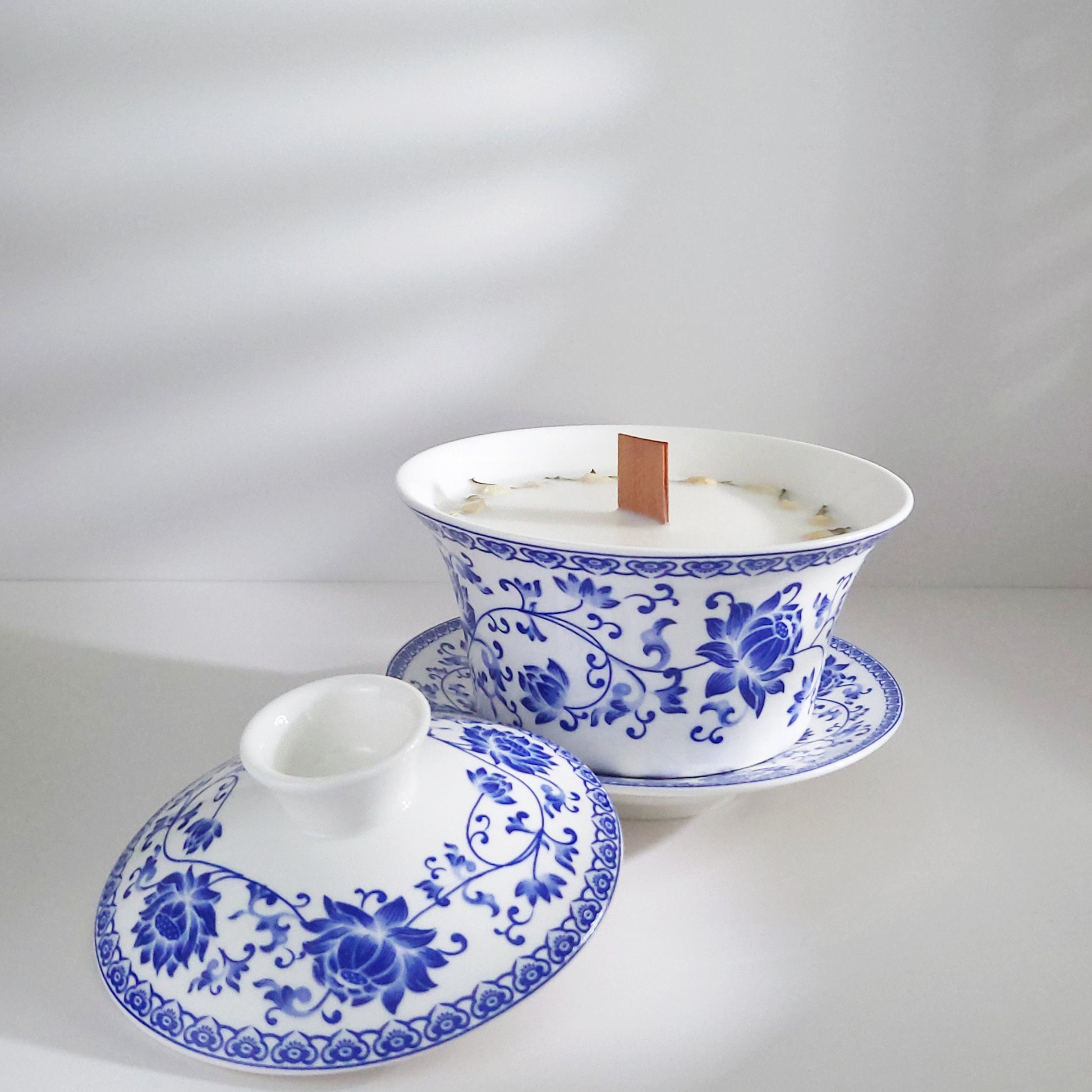 Traditional Tea Cup Set Candle/ Kongfu Tea Candle/ Jasmine Candle/ Tea Cup Candle/ Blue and white porcelain Candle/ Handmade Candle/ Floral